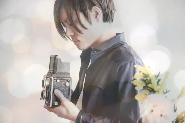 [.que]柿本直