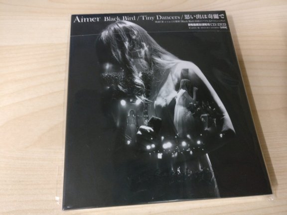【自购】[CD] Aimer(エメ) – Black Bird _ Tiny Dancers _ 思い出は奇麗で – EP[FC盘]