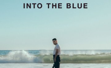 Aaron Frazer – Into The Blue